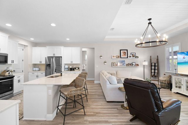 508 SW Bradshaw Circle, Port St. Lucie, Port St Lucie, FL 34953