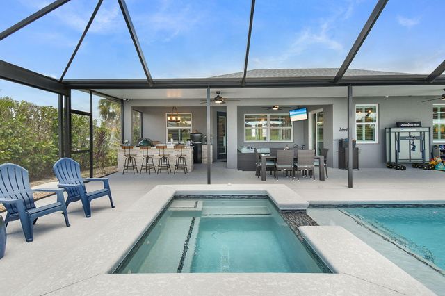 508 SW Bradshaw Circle, Port St. Lucie, Port St Lucie, FL 34953