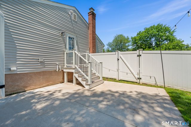 100 Northview Drive, South Windsor, CT 06074
