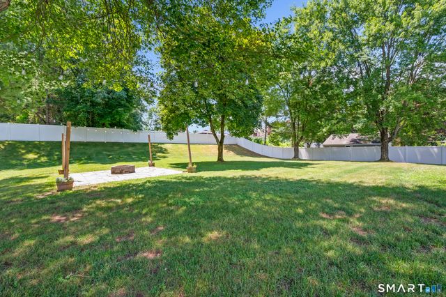 100 Northview Drive, South Windsor, CT 06074