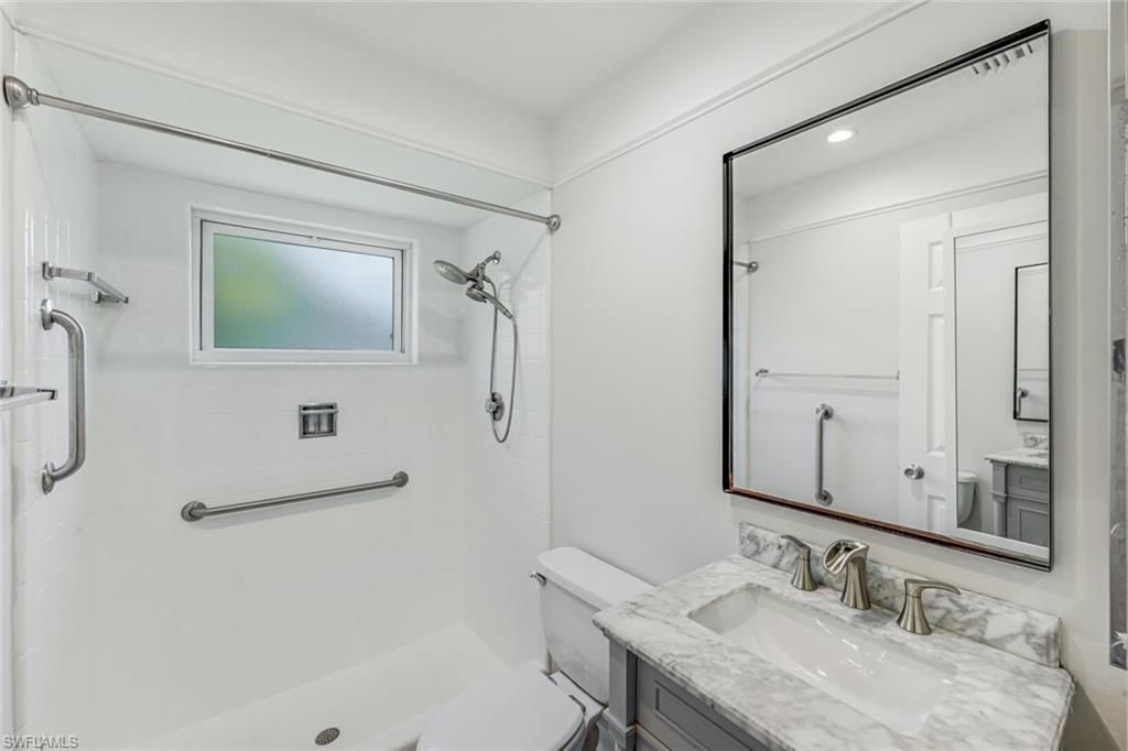 Image 17 of property listing at 4240 SE 3rd AVE, Cape Coral, FL 33904
