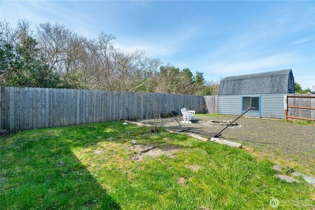 309 S Razor Clam Drive SW, Ocean Shores, WA 98569
