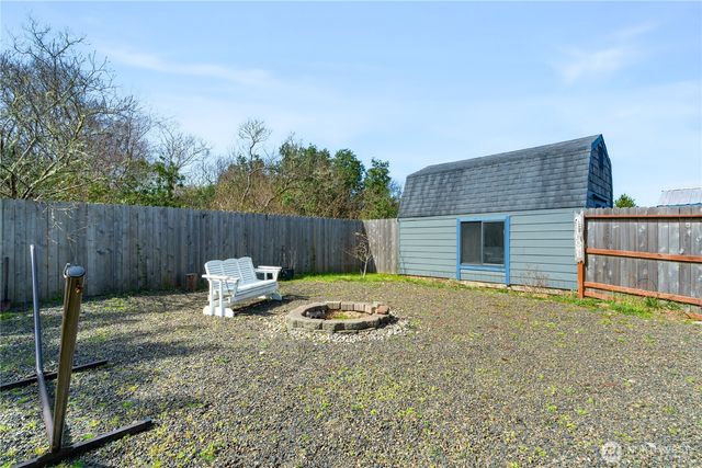 309 S Razor Clam Drive SW, Ocean Shores, WA 98569