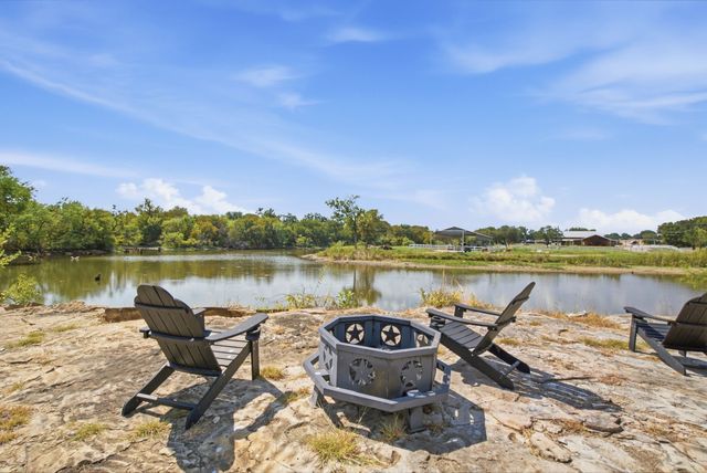 3201 Lucky Pepper Drive, Cresson, TX 76035