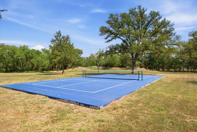 3201 Lucky Pepper Drive, Cresson, TX 76035