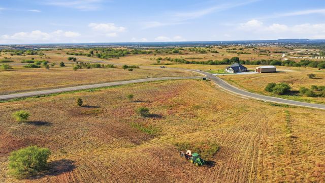 3201 Lucky Pepper Drive, Cresson, TX 76035