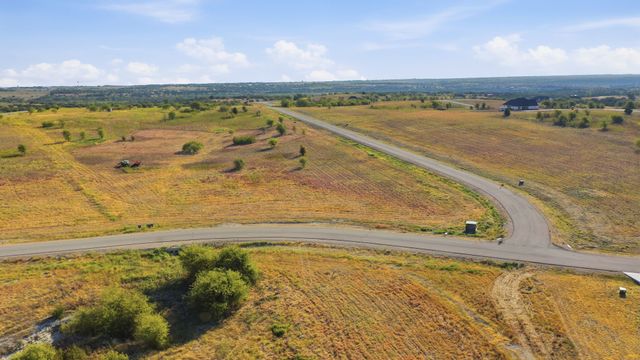 3201 Lucky Pepper Drive, Cresson, TX 76035