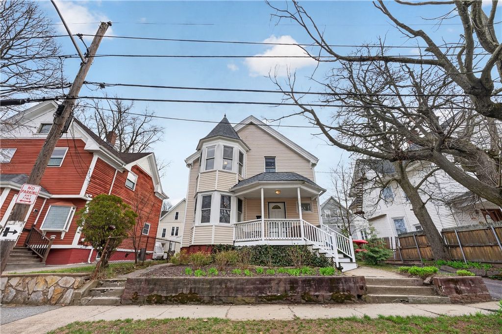 256 Vermont Avenue, Providence, RI 02905