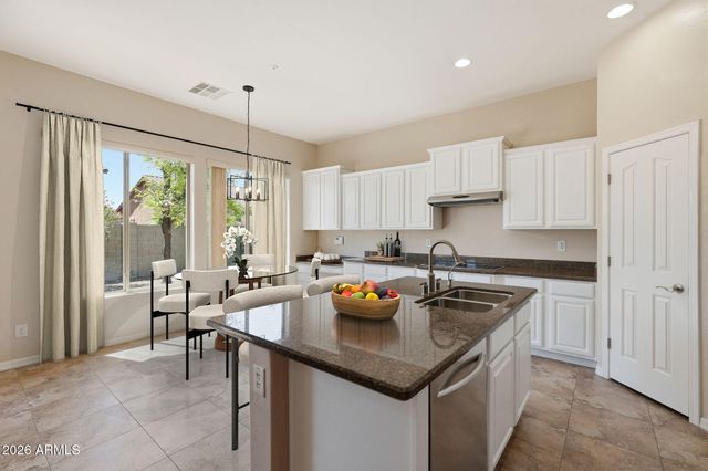 12519 W Palo Brea Lane, Peoria, AZ 85383