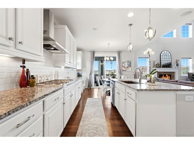 2900 Rising Moon Way, Castle Rock, CO 80109