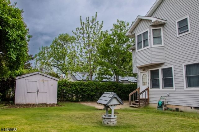 14 Dolan Ave, Aberdeen Twp., NJ 07747