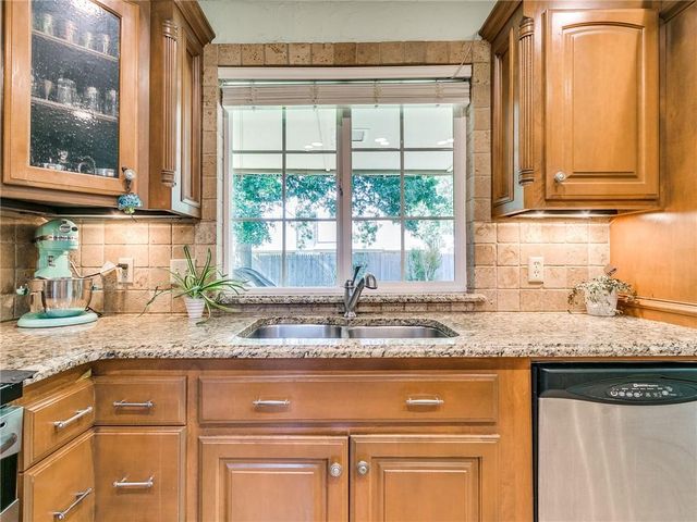 3109 Greenwood Court, Norman, OK 73072