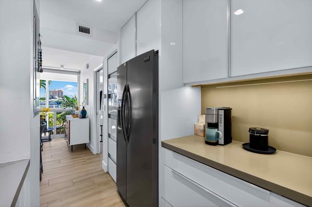 1124 Seminole Drive 4b, Fort Lauderdale, FL 33304