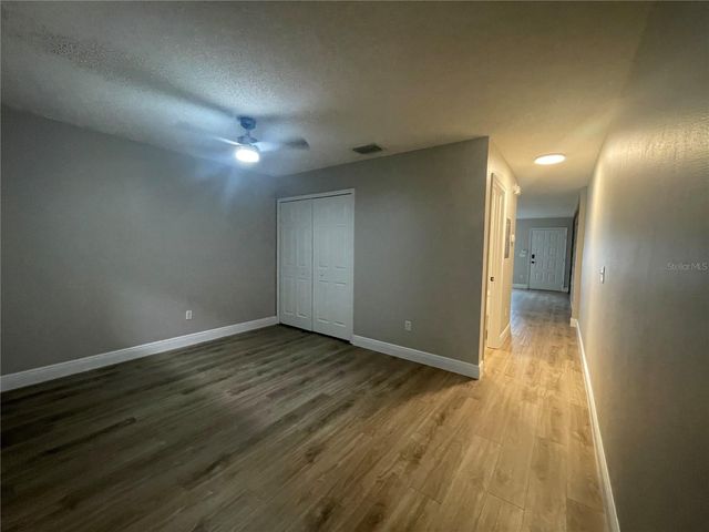 2031 FLUORSHIRE DR, Brandon, FL 33511