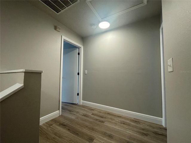 2031 FLUORSHIRE DR, Brandon, FL 33511