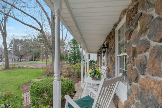 23 Butternut Ct, Oakland Boro, NJ 07436