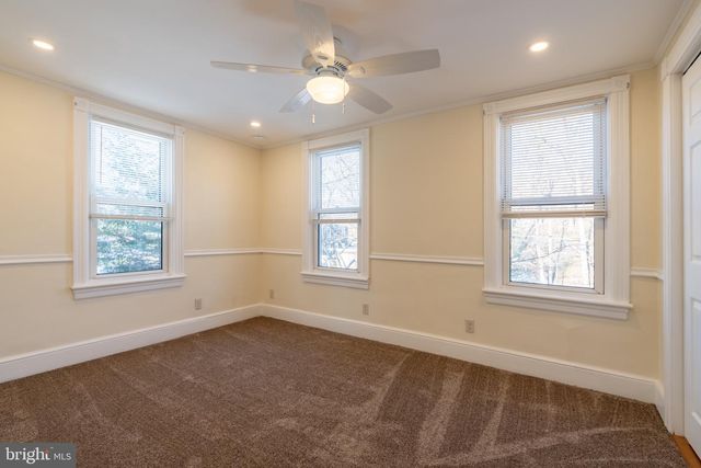 106 ALBANY AVE, Barrington, NJ 08007