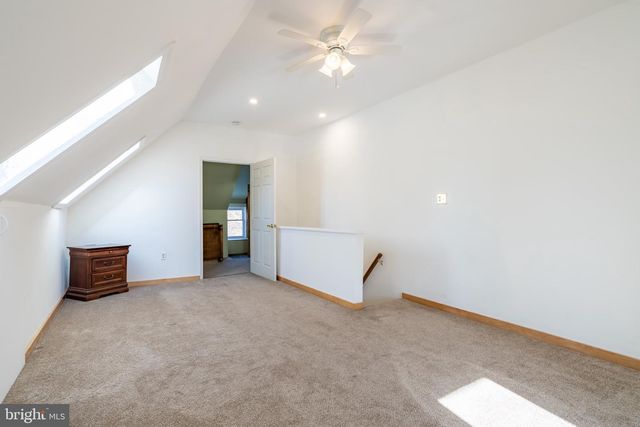 106 ALBANY AVE, Barrington, NJ 08007