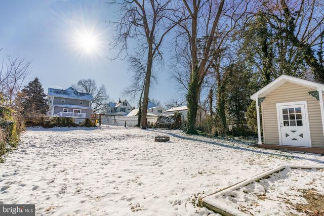 106 ALBANY AVE, Barrington, NJ 08007