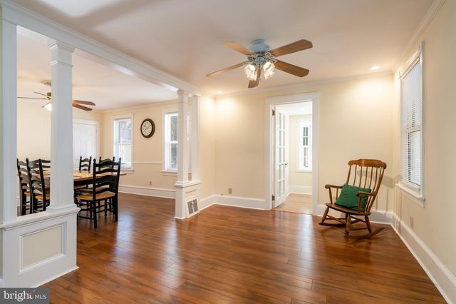 106 ALBANY AVE, Barrington, NJ 08007