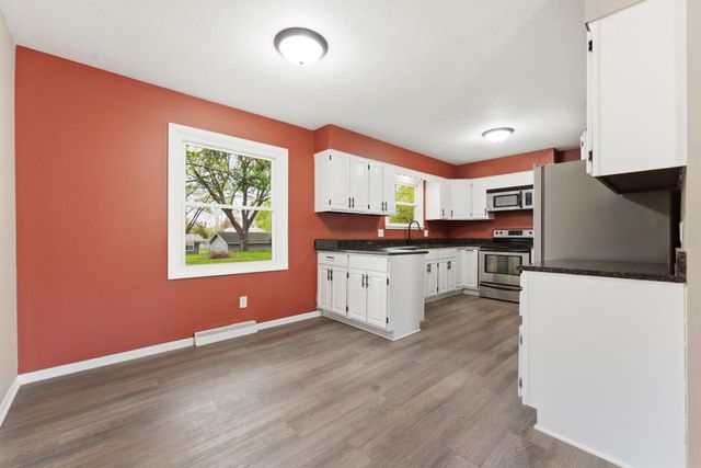 900 Green Street, Hudson, WI 54016