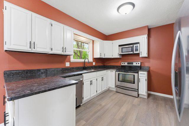 900 Green Street, Hudson, WI 54016