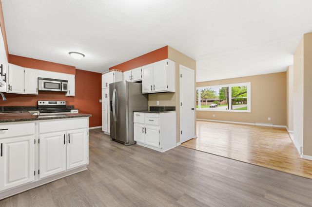 900 Green Street, Hudson, WI 54016
