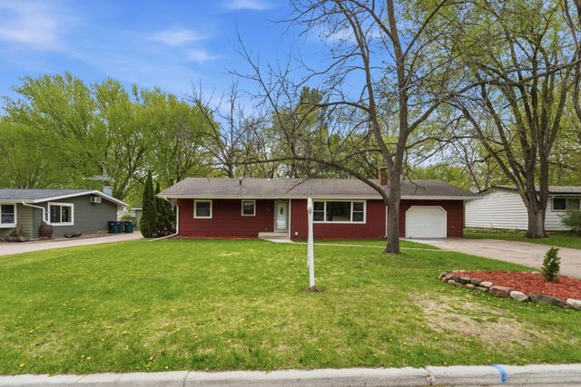 900 Green Street, Hudson, WI 54016