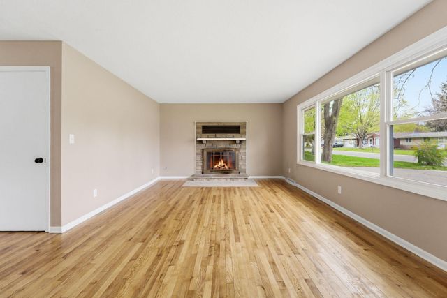900 Green Street, Hudson, WI 54016