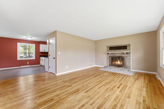 900 Green Street, Hudson, WI 54016