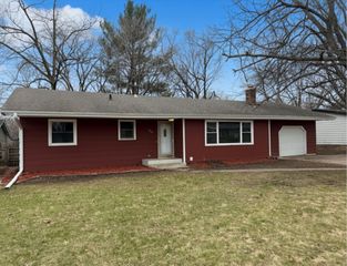 900 Green Street, Hudson, WI 54016