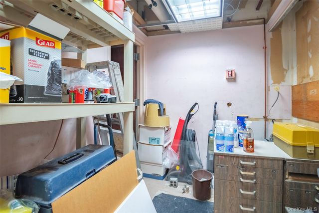 94-18 59th Avenue E3, Elmhurst, NY 11373