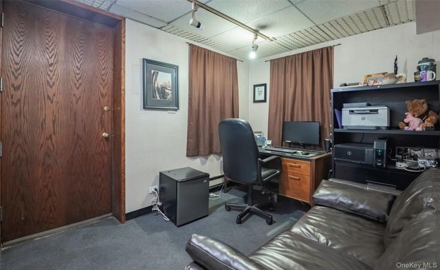 94-18 59th Avenue E3, Elmhurst, NY 11373