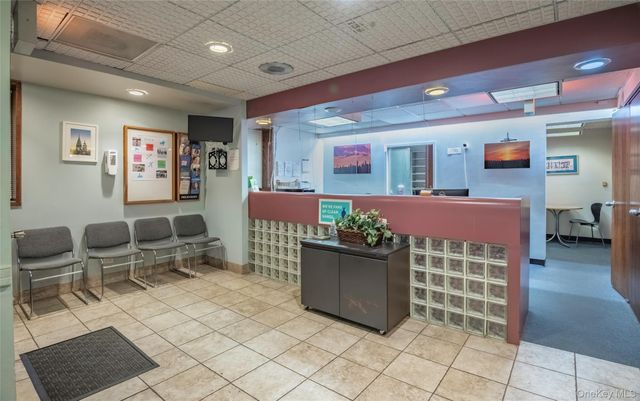 94-18 59th Avenue E3, Elmhurst, NY 11373