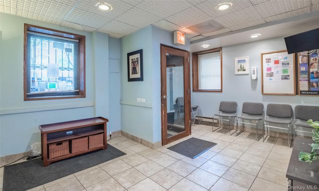 94-18 59th Avenue E3, Elmhurst, NY 11373