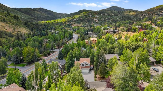 8028 Springshire Drive, Park City, UT 84098