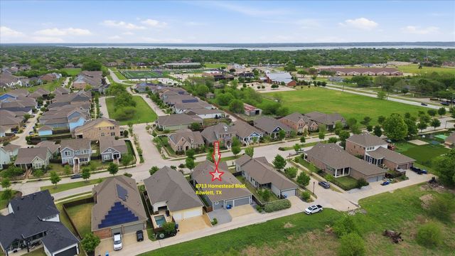 8713 Homestead Boulevard, Rowlett, TX 75089