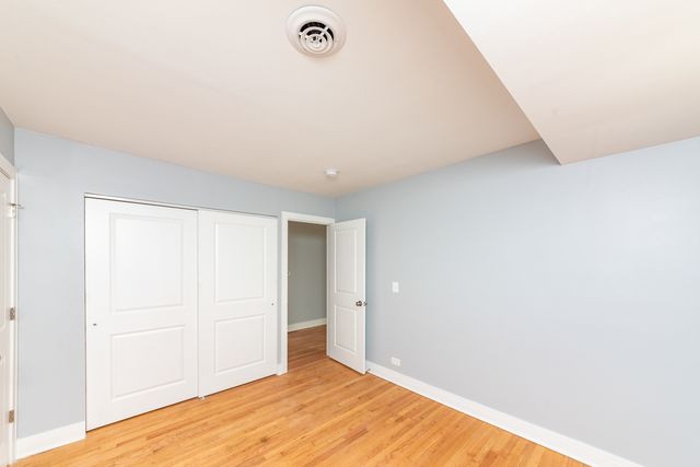 9450 Washington Road 2B, Niles, IL 60714