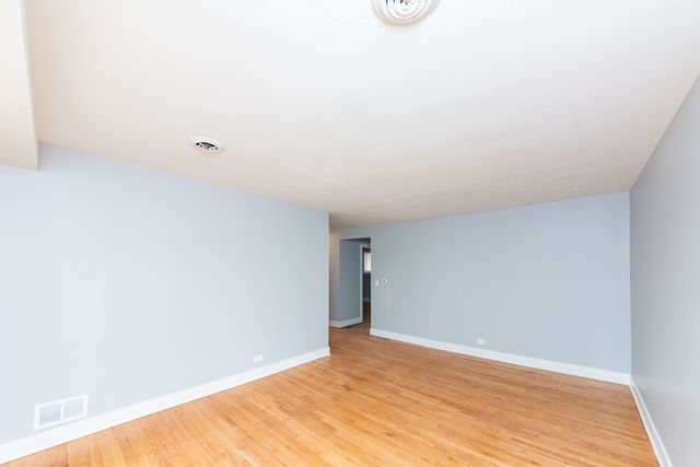 9450 Washington Road 2B, Niles, IL 60714