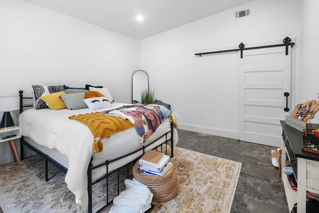 5795 Iron Mountain Road, Mountain View, AR 72560