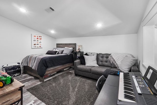 5795 Iron Mountain Road, Mountain View, AR 72560