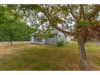 3170 Pennsylvania St, Longview, WA 98632