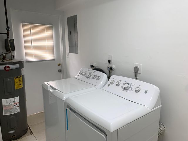 325 NE 21st Street, Wilton Manors, FL 33305