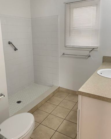 325 NE 21st Street, Wilton Manors, FL 33305