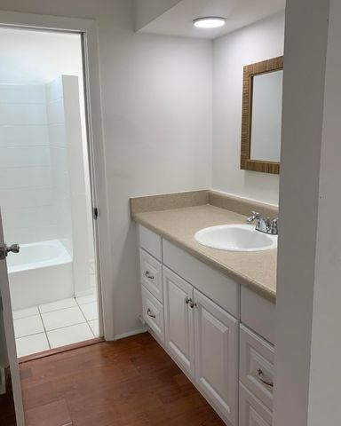 325 NE 21st Street, Wilton Manors, FL 33305