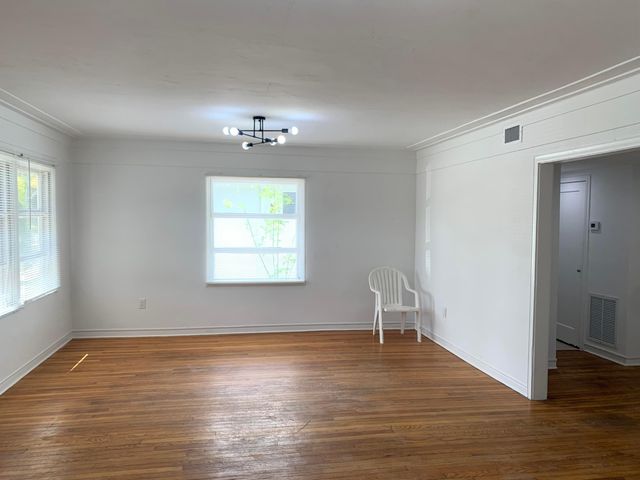 325 NE 21st Street, Wilton Manors, FL 33305