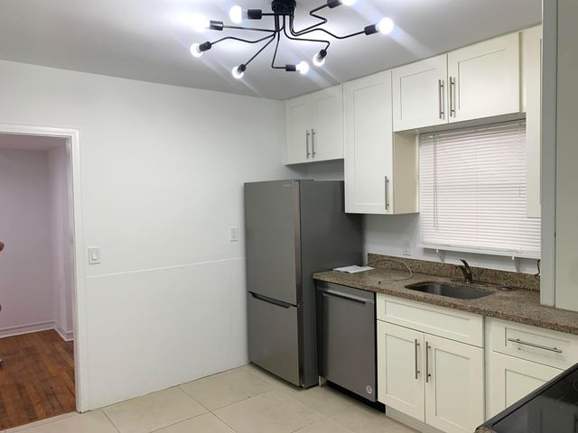 325 NE 21st Street, Wilton Manors, FL 33305