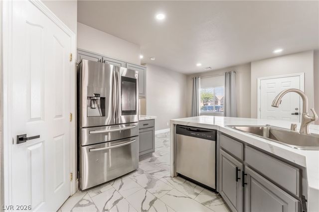 5513 High Wager Way 103, Las Vegas, NV 89122