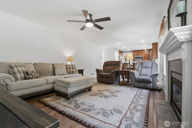 11949 Mayfair Avenue SW, Port Orchard, WA 98367