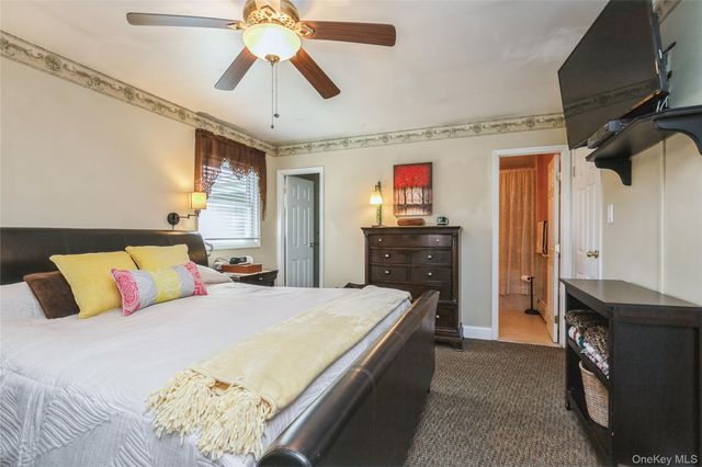 6 Palfrey Street, Stony Brook, NY 11790